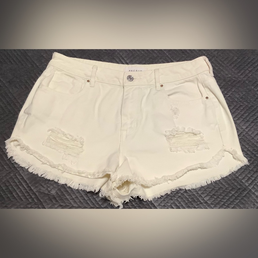 Pacsun High Rise Festival Short, Cream Distressed Women Shorts